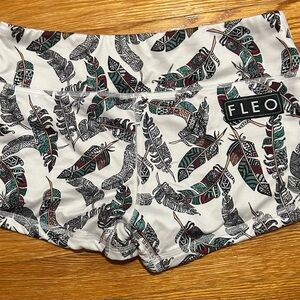 Fleo Feather Pattern Athletic Shorts - White and Green